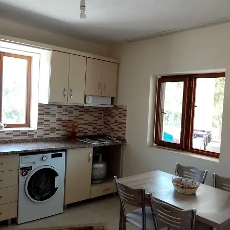 Palamutbuku Simsek Apaer Apartment *